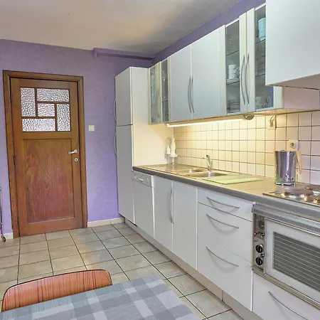 In Chevron With Garden Terrace