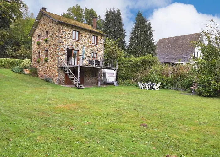 Casa vacanze In Chevron With Garden Terrace Neucy