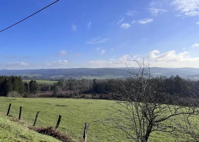 Casa vacanze In Chevron With Garden Terrace Neucy